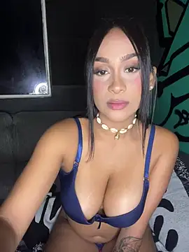 Snapshot of violette__69 chatting on 08-06-26, 06:37 violette 69 online show from 08-06-26, 06:37