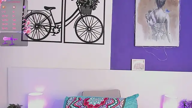 Snapshot of BellaDoll- chatting on 07-25-26, 11:35 BellaDoll- online show from 07-25-26, 11:35