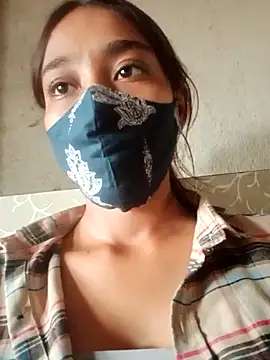 Snapshot of miss_parul_76 chatting on 08-04-26, 10:18 miss parul 76 online show from 08-04-26, 10:18