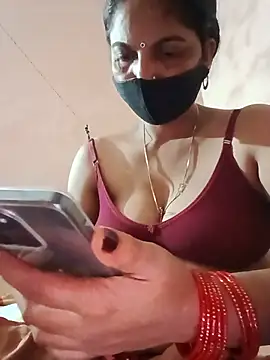Snapshot of Priyanka_hot88 chatting on 07-28-26, 03:21 Priyanka hot88 online show from 07-28-26, 03:21