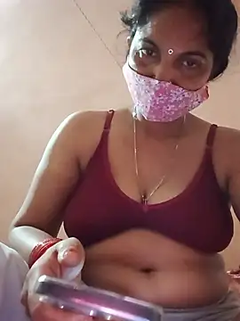 Snapshot of Priyanka_hot88 chatting on 07-28-26, 07:39 Priyanka hot88 online show from 07-28-26, 07:39