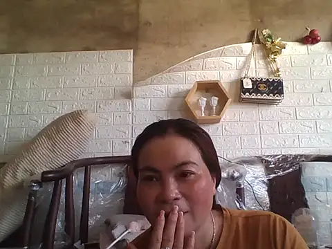Link-lovely online show from 07-24-26, 06:22