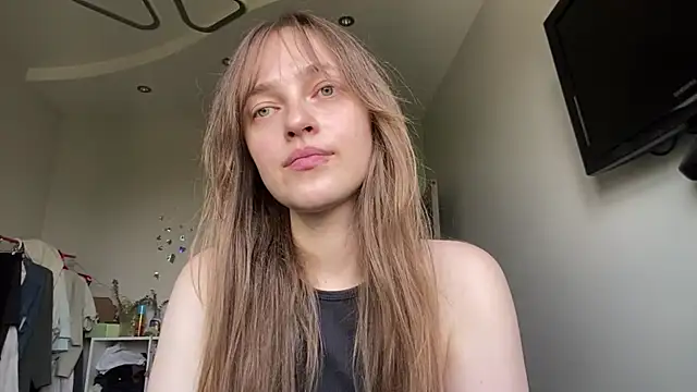 Snapshot of EarlenePedrogo chatting on 07-23-26, 07:28 EarlenePedrogo online show from 07-23-26, 07:28