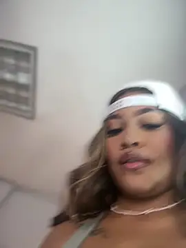 riri brunnete online show from 03-02-26, 03:30