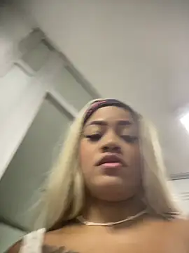 riri brunnete online show from 04-05-26, 04:31