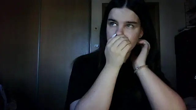 Snapshot of ConsuelaCusatis chatting on 08-09-26, 06:18 ConsuelaCusatis online show from 08-09-26, 06:18