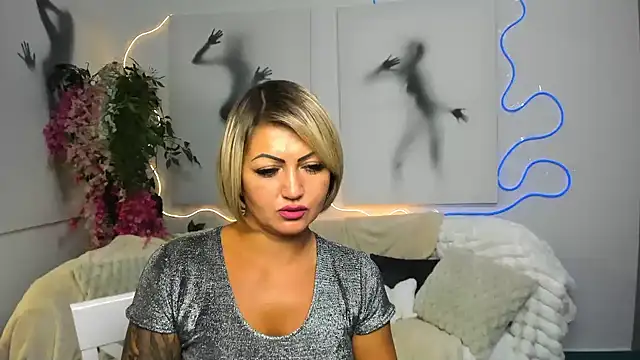 Ellen Cooper online show from 07-30-26, 12:26