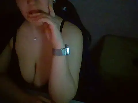 Snapshot of valengoddesss chatting on 07-23-26, 03:15 valengoddesss online show from 07-23-26, 03:15