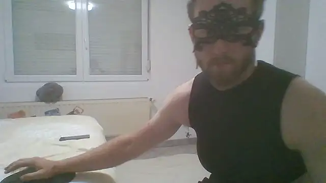 Snapshot of Girly_July chatting on 08-01-26, 03:55 Girly July online show from 08-01-26, 03:55