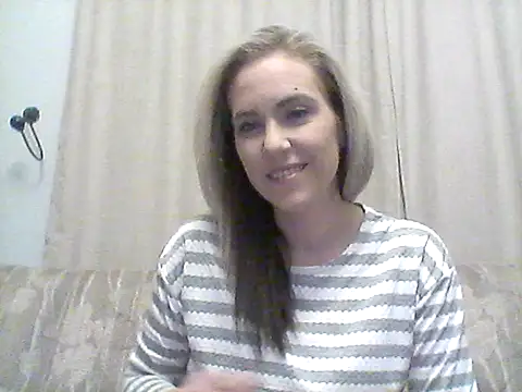 Stormy Reigns online show from 07-31-26, 10:09