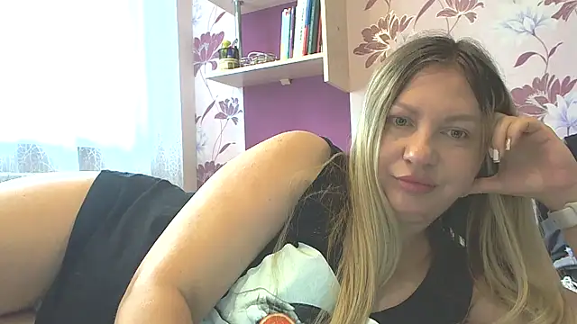 Snapshot of AmandaSexyHotAss20 chatting on 07-25-26, 09:40 AmandaSexyHotAss20 online show from 07-25-26, 09:40