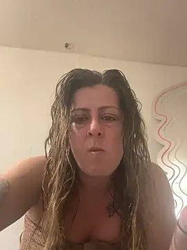 tattooed milf online show from 07-29-26, 08:40