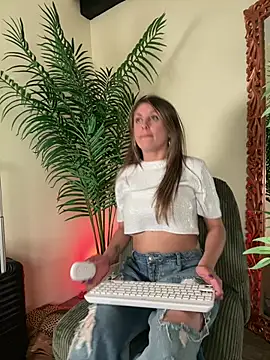 Luciana  jones online show from 07-31-26, 07:35