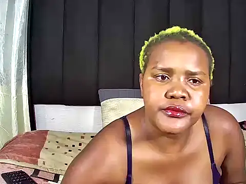 SubmissiveGirl7 online show from 07-25-26, 08:06