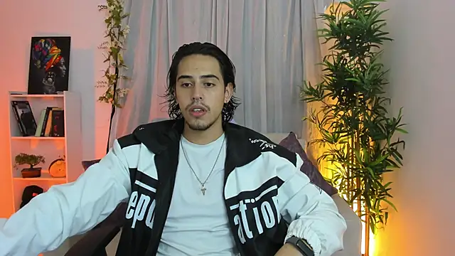 Edward 51 online show from 07-28-26, 09:58