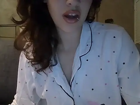 lauranja online show from 08-07-26, 01:18