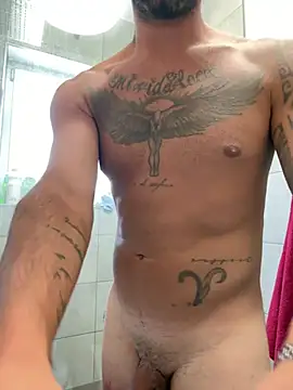 Snapshot of Maximus913 chatting on 07-24-26, 12:25 Maximus913 online show from 07-24-26, 12:25