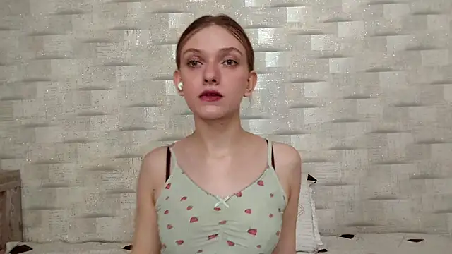 SonyaFoxxx online show from 07-31-26, 04:45