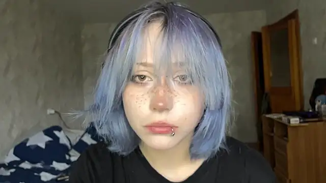 Snapshot of Silvadrill chatting on 07-30-26, 05:28 Silvadrill online show from 07-30-26, 05:28