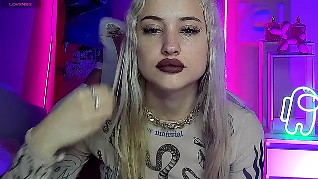 LaslyAngel online show from 07-29-26, 05:16