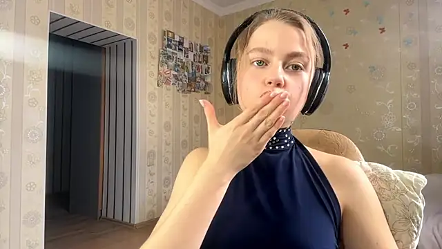 Iamnotatrouble online show from 07-28-26, 10:10