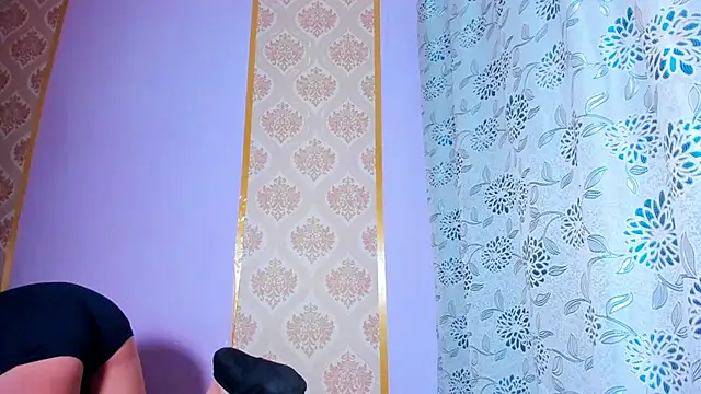 jessierocketx online show from 01-01-25, 07:21