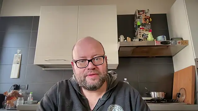 theitalianbear online show from 12-19-24, 11:18