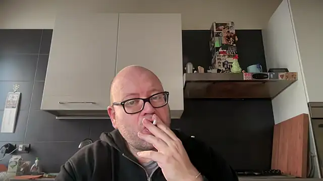 theitalianbear online show from 02-06-25, 03:20