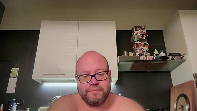 theitalianbear online show from 05-16-26, 12:18