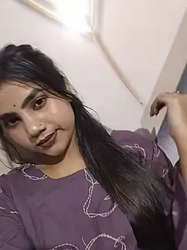 Snapshot of Aayesha_Rawat chatting on 07-27-26, 05:42 Aayesha Rawat online show from 07-27-26, 05:42