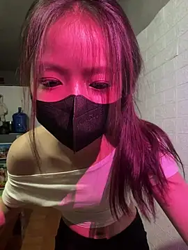 Snapshot of Minhanh_bb chatting on 07-28-26, 05:47 Minhanh bb online show from 07-28-26, 05:47