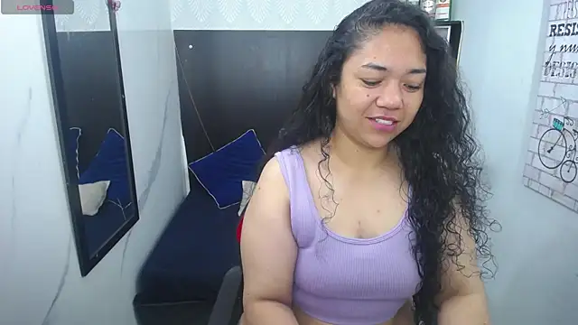  sky  love  online show from 07-31-26, 04:01