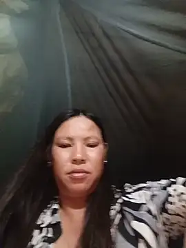 Snapshot of Malysa-xx chatting on 07-28-26, 03:21 Malysa-xx online show from 07-28-26, 03:21