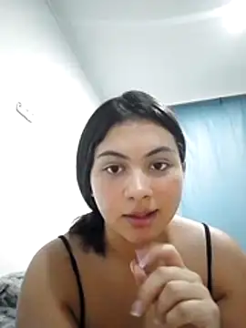 Neferaa online show from 07-31-26, 02:44
