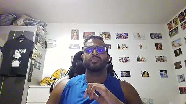 Snapshot of xXxChrisKissxXx chatting on 07-26-26, 03:14 xXxChrisKissxXx online show from 07-26-26, 03:14