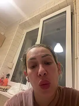 mia-kis online show from 07-30-26, 08:08
