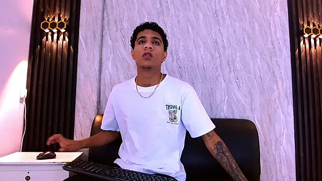  Thiago12 online show from 07-31-26, 03:06