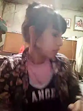 Snapshot of morenaabigail chatting on 07-28-26, 06:42 morenaabigail online show from 07-28-26, 06:42