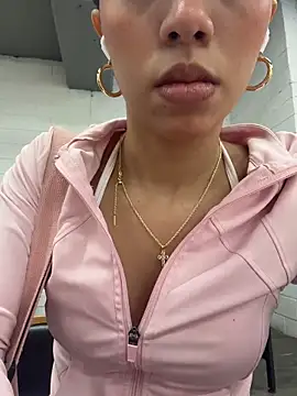 OneInAMillionXXxxx online show from 07-30-26, 07:35