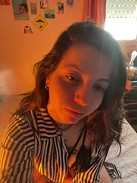 Snapshot of CocoLatina chatting on 07-30-26, 02:05 CocoLatina online show from 07-30-26, 02:05