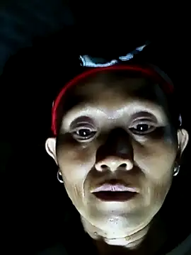 Nguyen Emaa online show from 07-28-26, 12:59