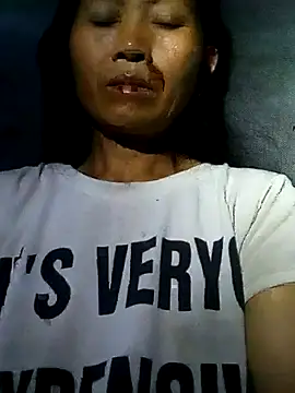 Nguyen Emaa online show from 07-28-26, 10:42