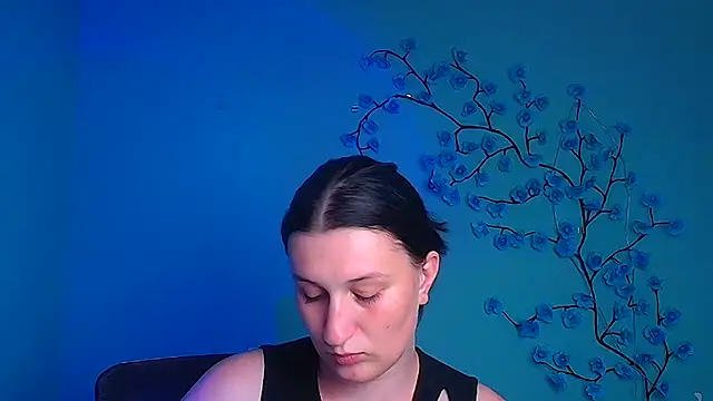 Erica Wonder  online show from 08-03-26, 11:26
