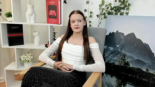 ShaniGalimore online show from 07-29-26, 10:35