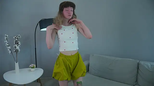 JulianKenworthy online show from 07-29-26, 05:16