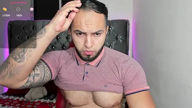 Snapshot of mrloganfuck1 chatting on 06-22-26, 05:59 mrloganfuck1 online show from 06-22-26, 05:59