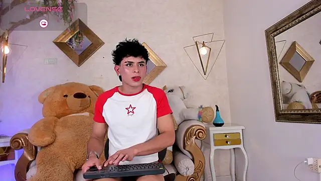 HungLatinoFemboy online show from 07-29-26, 09:13