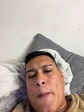 Cristopher 0 online show from 08-02-26, 11:36