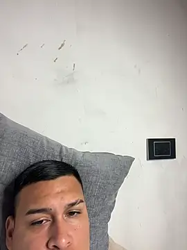 Cristopher 0 online show from 08-04-26, 12:03