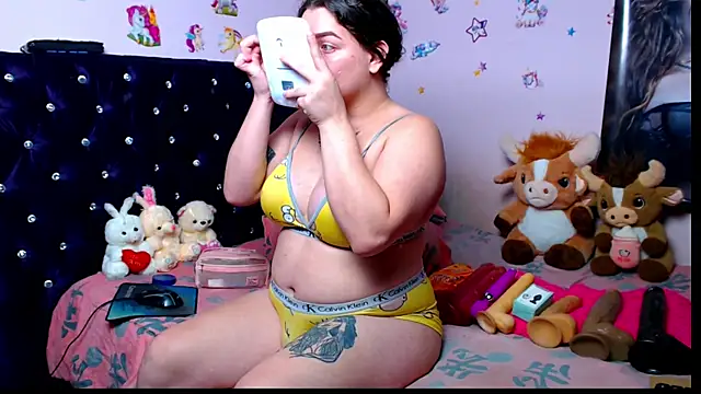 ShantalsSecret online show from 07-31-26, 02:00